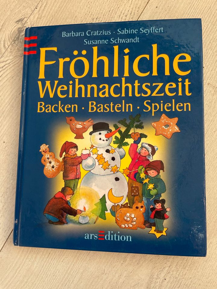 Fröhliche Weihnachtszeit Backen-Basteln-Spielen in München