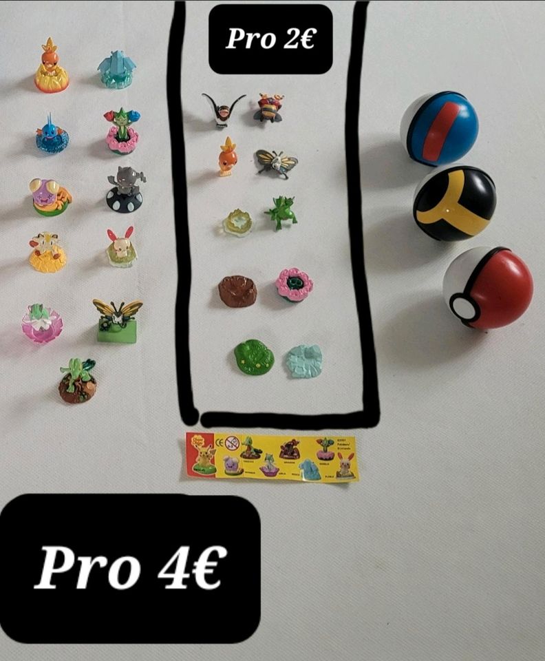 Pokemon Figuren Tomy mit Podest in Mainhausen