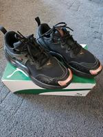 PUMA R-SYSTEM schwarze Sneaker für Damen Gr. 40 Nordrhein-Westfalen - Hamm Vorschau