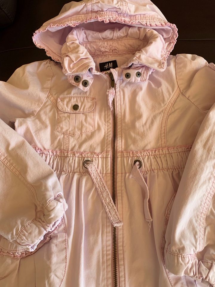 H&M Übergangsjacke_Parka Gr 128 rosa Mädchen in Frankfurt am Main