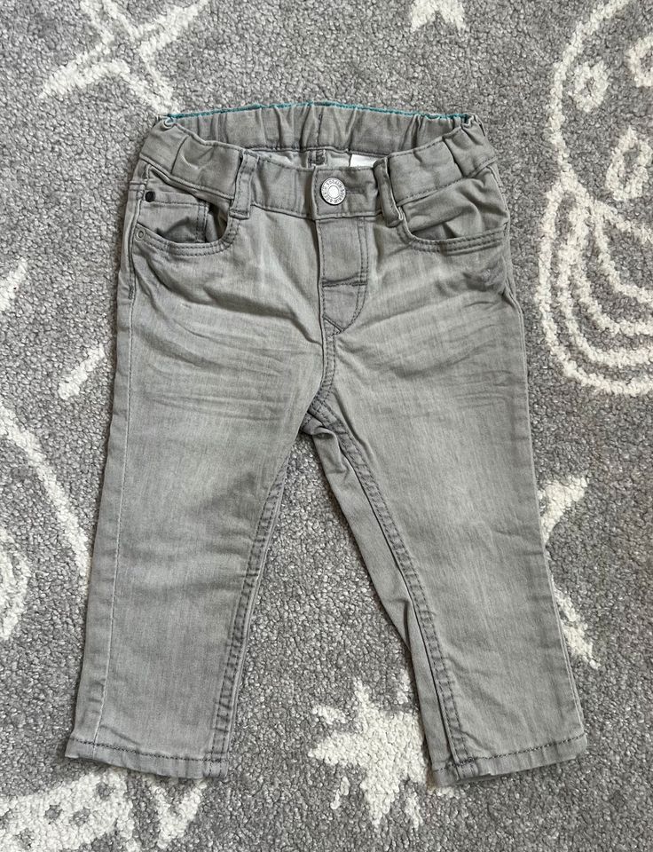 ⭐️ 5 Hosen Gr. 74 von Zara H&M ⭐️ wie neu ⭐️ in Freigericht