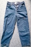 H&M dunkelblaue Loose Mom Jeans Größe 42 mit Stickerei Hessen - Rüsselsheim Vorschau