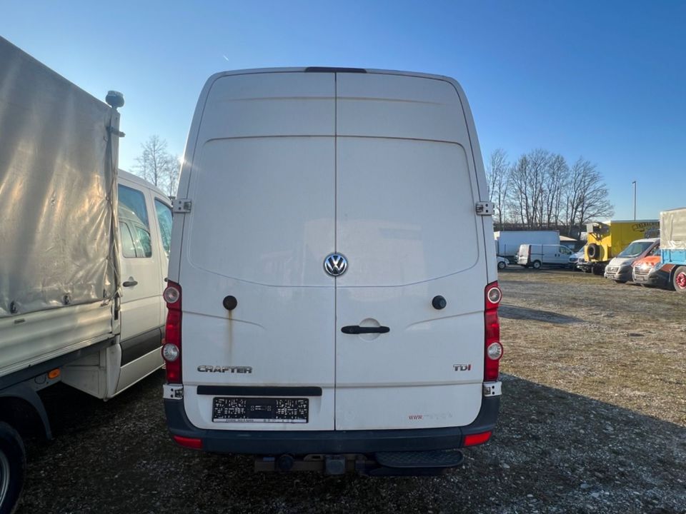 Volkswagen Crafter Kasten 35 2.0 TDI Hoch+Lang in Landau a d Isar