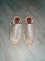 Neue goldene Espadrilles von H&M Gr. 37 Nordrhein-Westfalen - Bad Salzuflen Vorschau