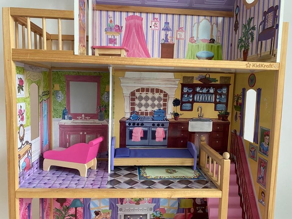 Barbie Haus guter Zustand in Duisburg