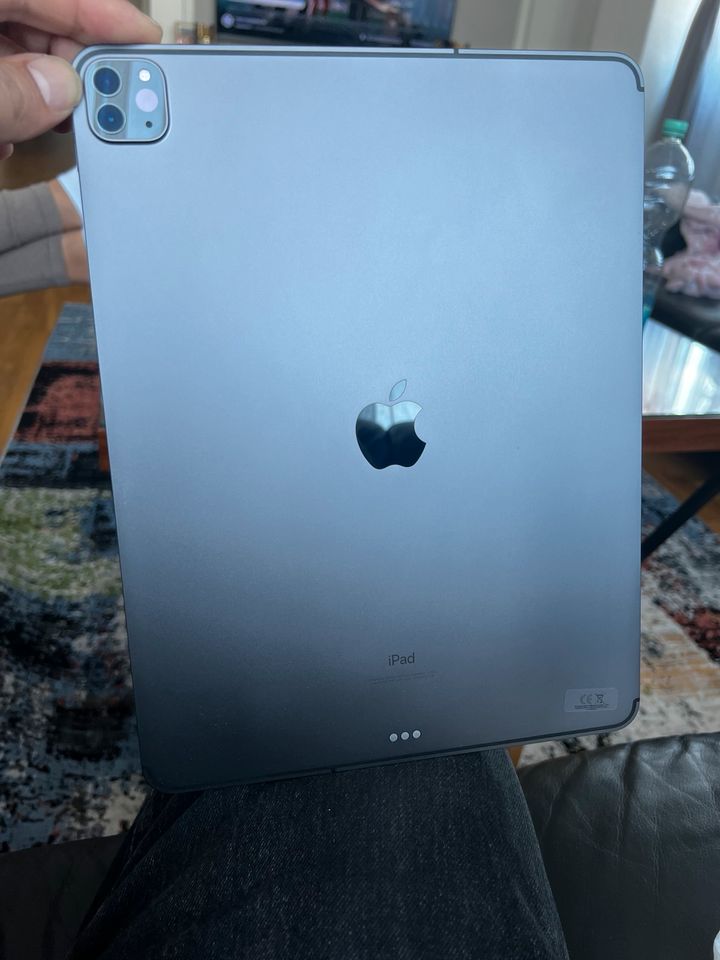 Apple iPad Pro (12,9 Zoll, 4. Generation) 256 GB in Ravensburg