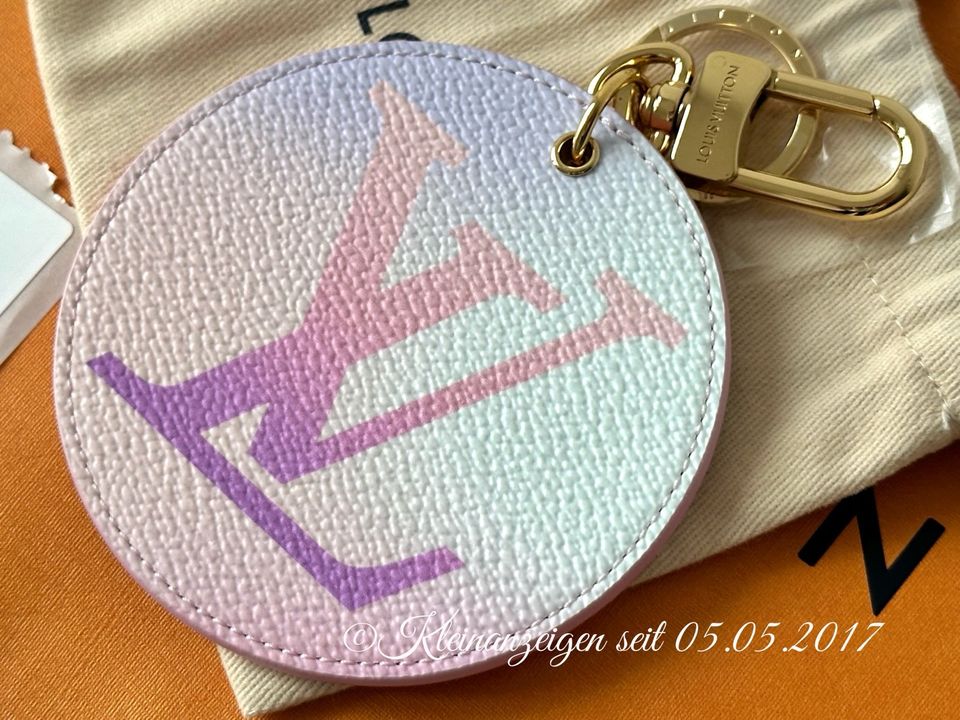 Louis Vuitton Taschenschmuck Tasche Anhänger Sunrise Pastell in Hilden