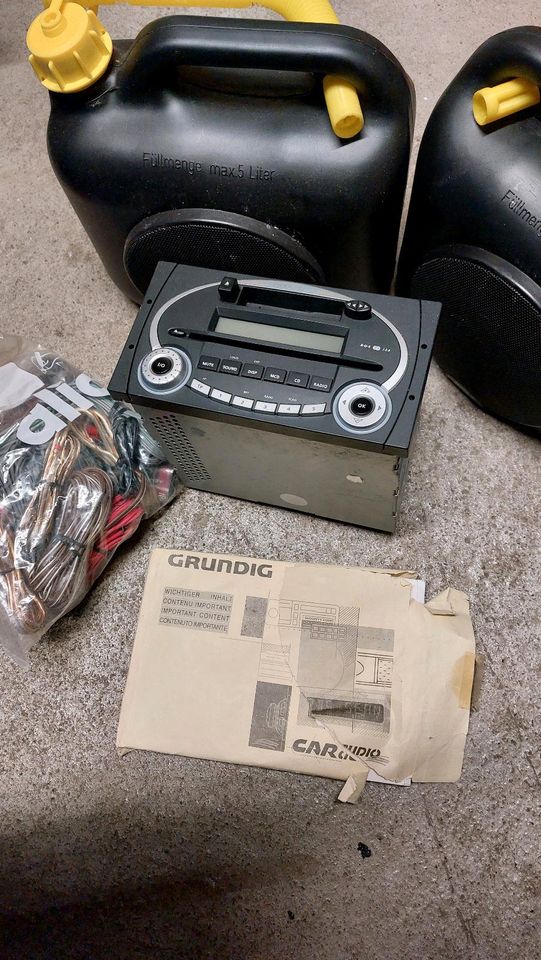 Bausatz Werkstatt Grundig CD Radio Benzinkanister Boxen Jensen in Hanau