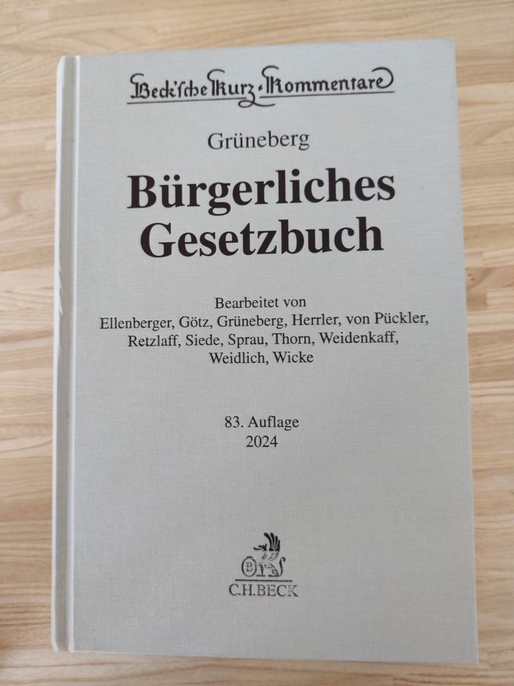 Bürgerliches Gesetzbuch in Nürnberg (Mittelfr)