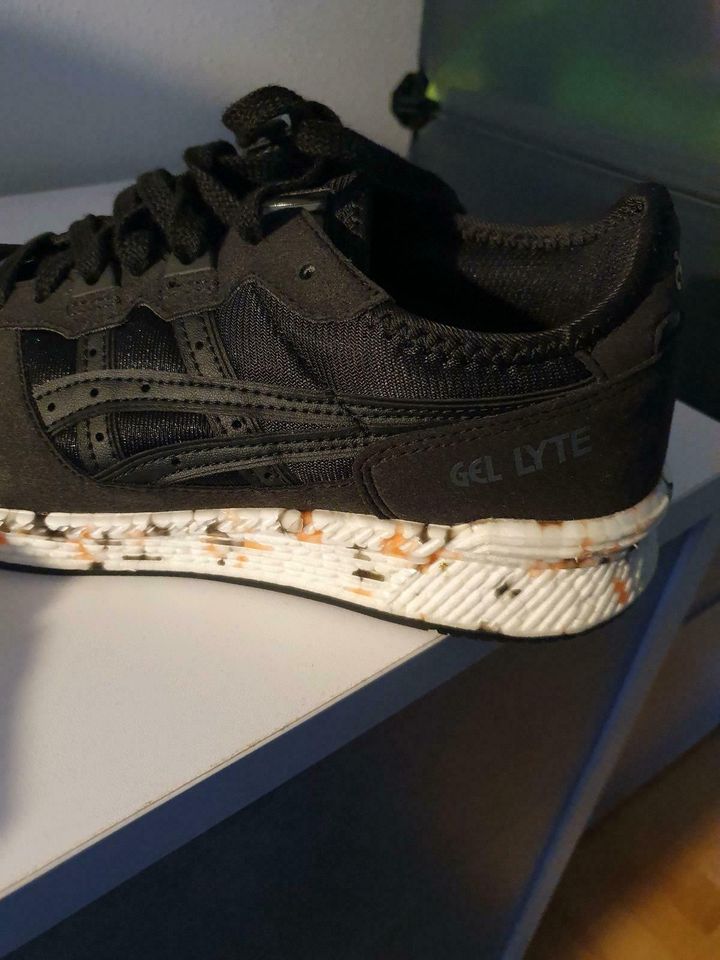 Asics Tiger Gel Lyte Damen Schuh 40 5 Neu Top in Baden