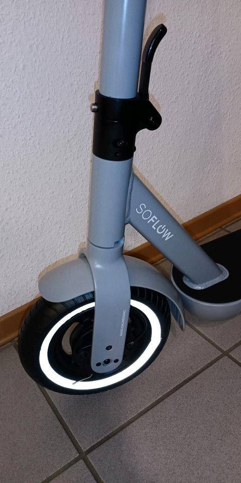 SoFlow One Pro, E-SCOOTER, Schwarz, Grau, Grün, 1200 Watt Peak in  Niedersachsen - Ilsede | eBay Kleinanzeigen ist jetzt Kleinanzeigen