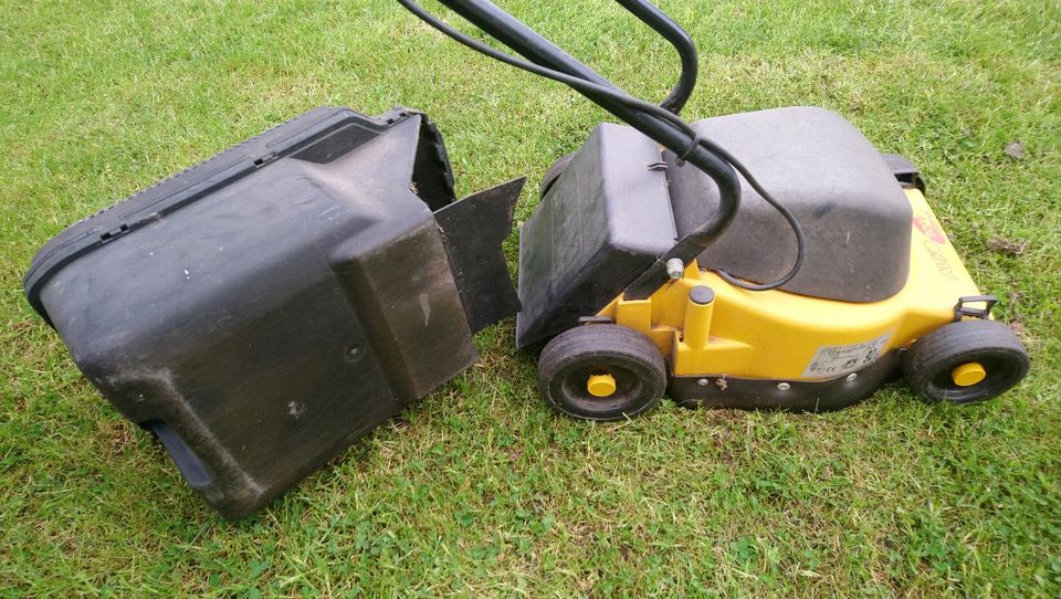 Rasenmäher Elektro Mulcher Garten in Wegenstedt