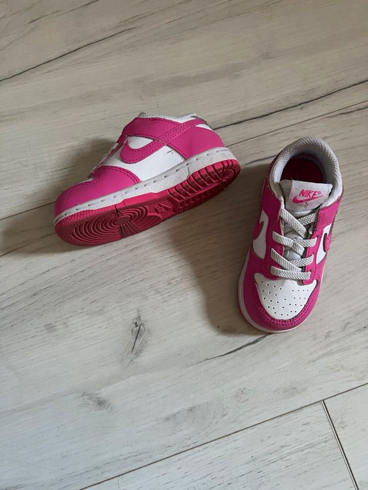 Nike dunk pink in Euskirchen