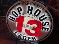 Guinness Leuchtreklame Hop House 13 Köln - Nippes Vorschau