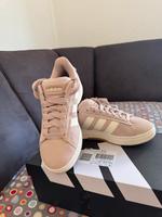 ❗Neu❗Adidas Schuhe Für Damen Farbe Rosé und Weiß Essen - Schonnebeck Vorschau