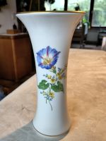 Meissner Porzellan-Vase, 25 cm hoch Nordrhein-Westfalen - Paderborn Vorschau