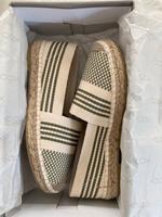 Sommer Espadrilles, khaki, neu, ungetragen, Gr. 41, 37€ , von COX Baden-Württemberg - Gottmadingen Vorschau