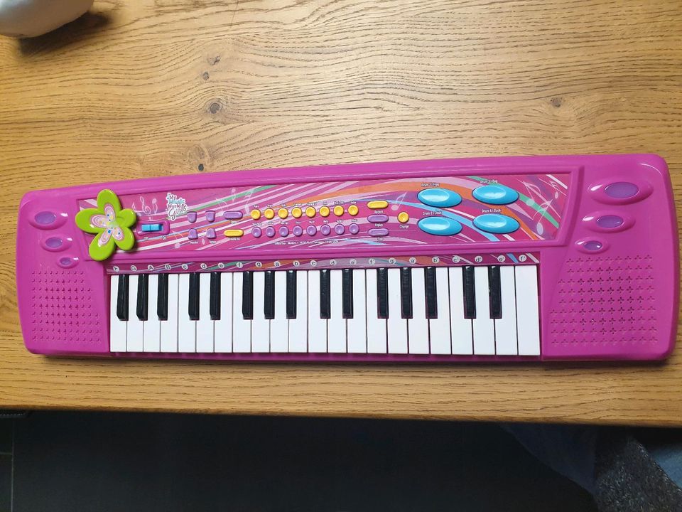 Keyboard Musik in Mielkendorf