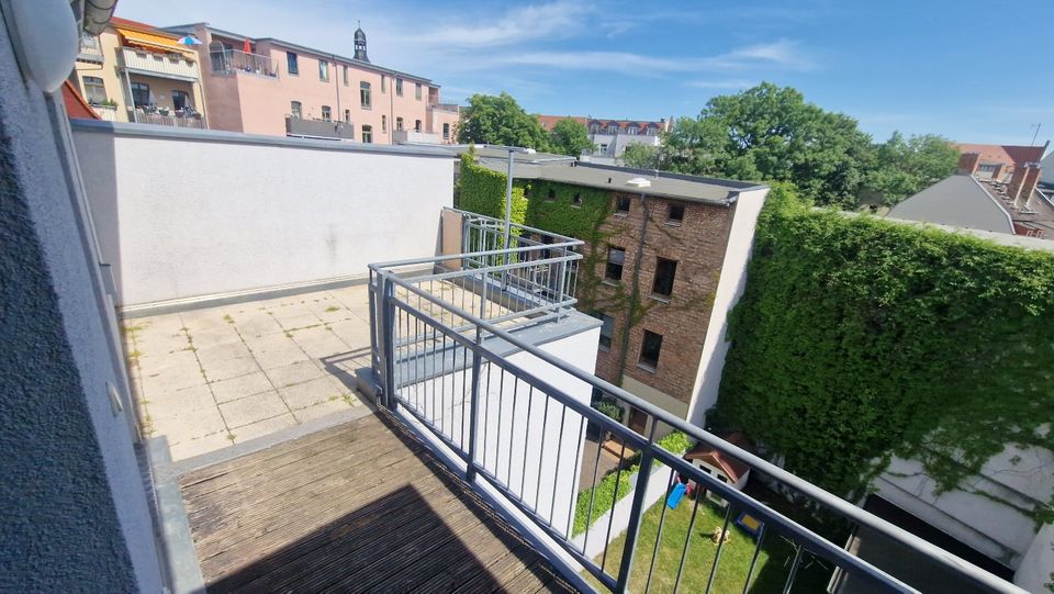 FRS11//WE04 > 4-Raum-Wohnung im schönen Paulusviertel mit Dachterrasse in Halle