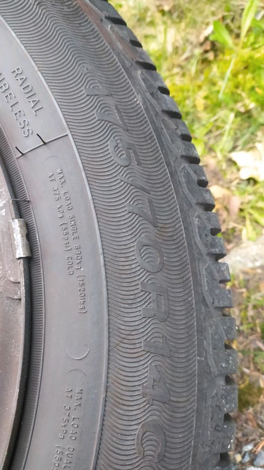 2 Stck. Sommer Reifen 175/70 R14 von Good Year auf Felge in Detmold