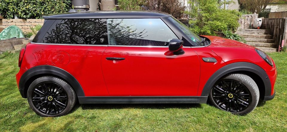 MINI Cooper SE, Leder, Yours Trim, Harman Cardon, in Markt Indersdorf