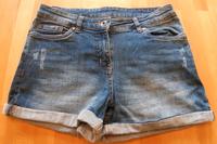Hot Pants Shorts Jeans blau verwaschen Gr. 36 Up2Fashion Findorff - Regensburger Straße Vorschau
