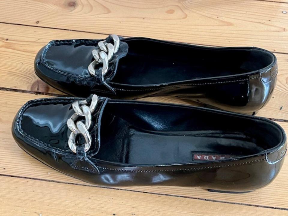 PRADA Damenschuhe Loafer Lack schwarz 38,5 38 1/2 College in Meerbusch