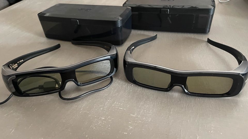 2 Panasonic 3D Brillen TY-EW3D2MA in Schulzendorf bei Eichwalde