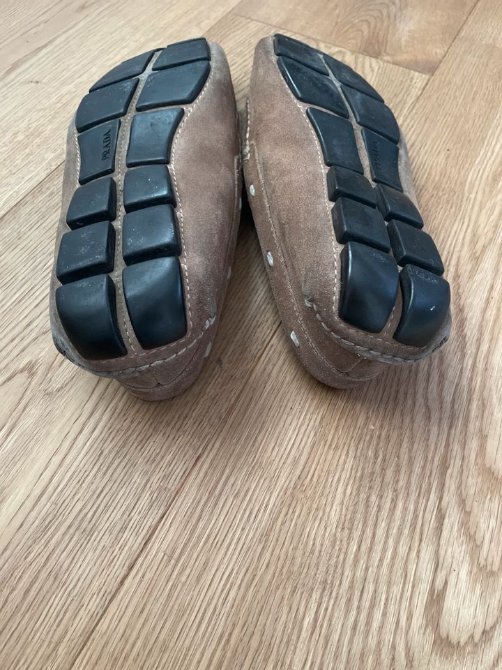 PRADA Loafer Mokassin Wildleder Braun Gr. 7 1/2 // 41 in Düsseldorf