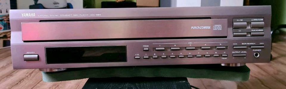 Yamaha CDC-665 5-Fach CD-Wechsler, Titan Farbe in Belm