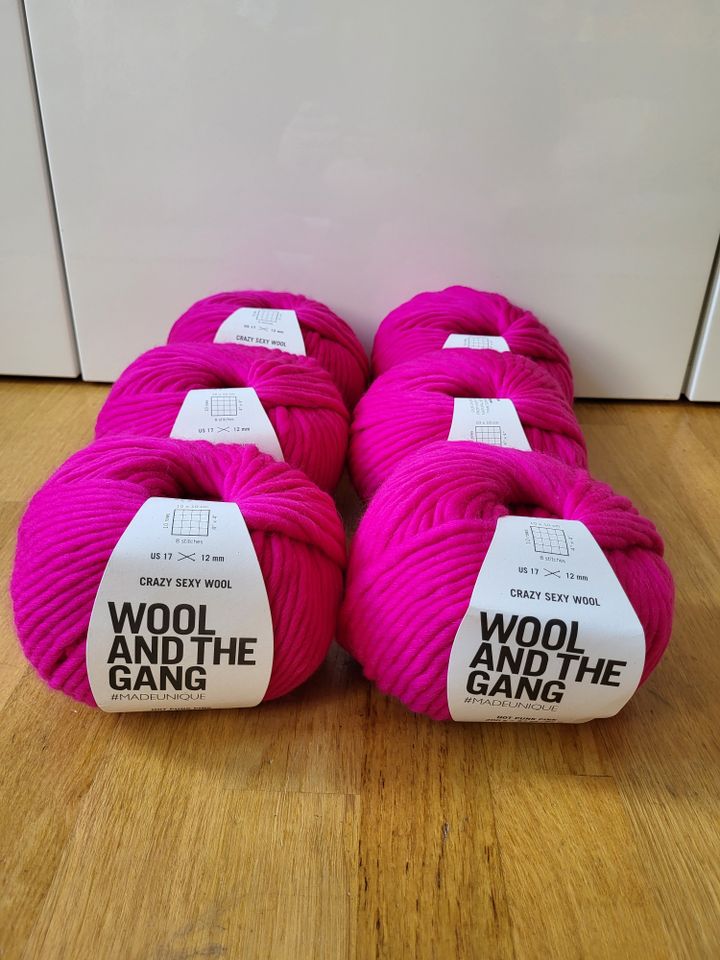 Wool and the gan/g Crazy sexy wool/ Hot punk pink 6x/1200g in Leipzig