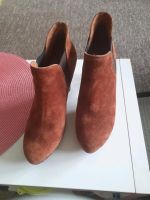 Paul Green High Heels Pumps Gr. 39 neuwertig Stiefel Bayern - Allershausen Vorschau