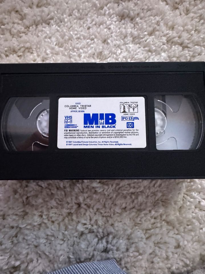 MEN IN BLACK VHS ENGLISCH UNCUT VHS FESTPREIS !!! in Köln