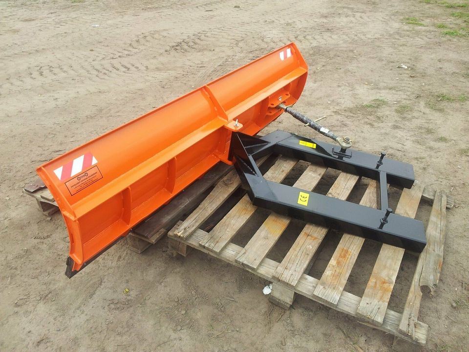 Schneeschild 1600 mm Stapler Gabelstapler Schneepflug Schneeschie in Erfurt