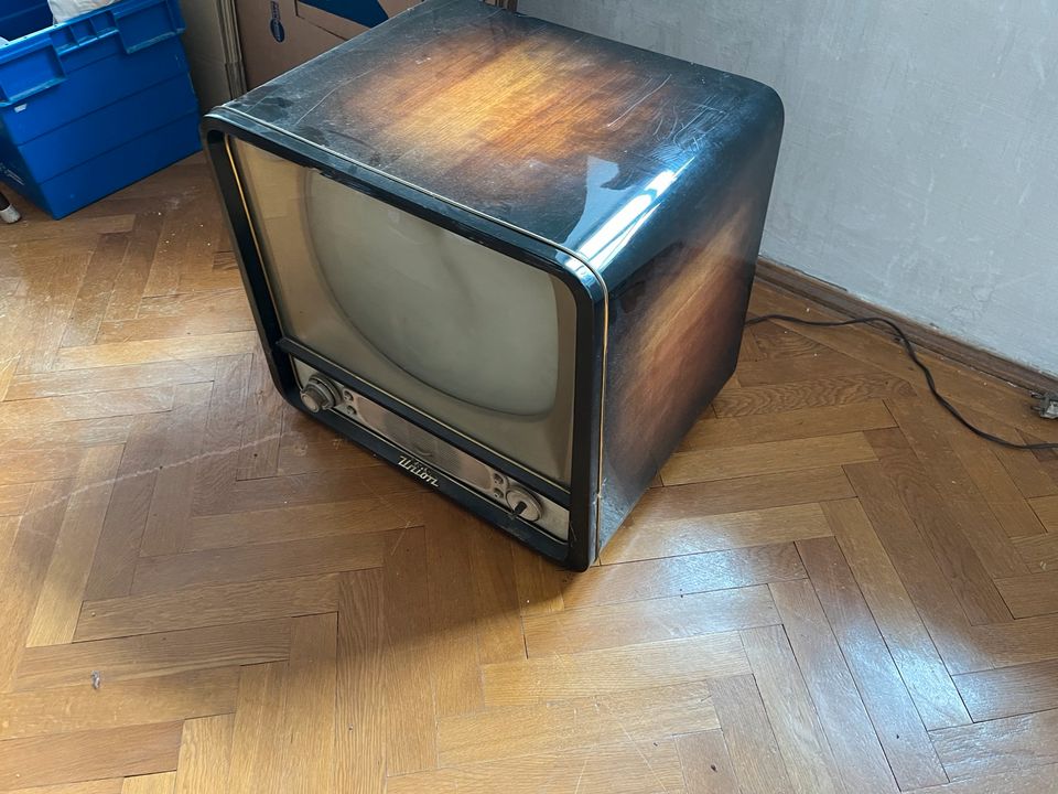 TV historischer Fernseher Union in München