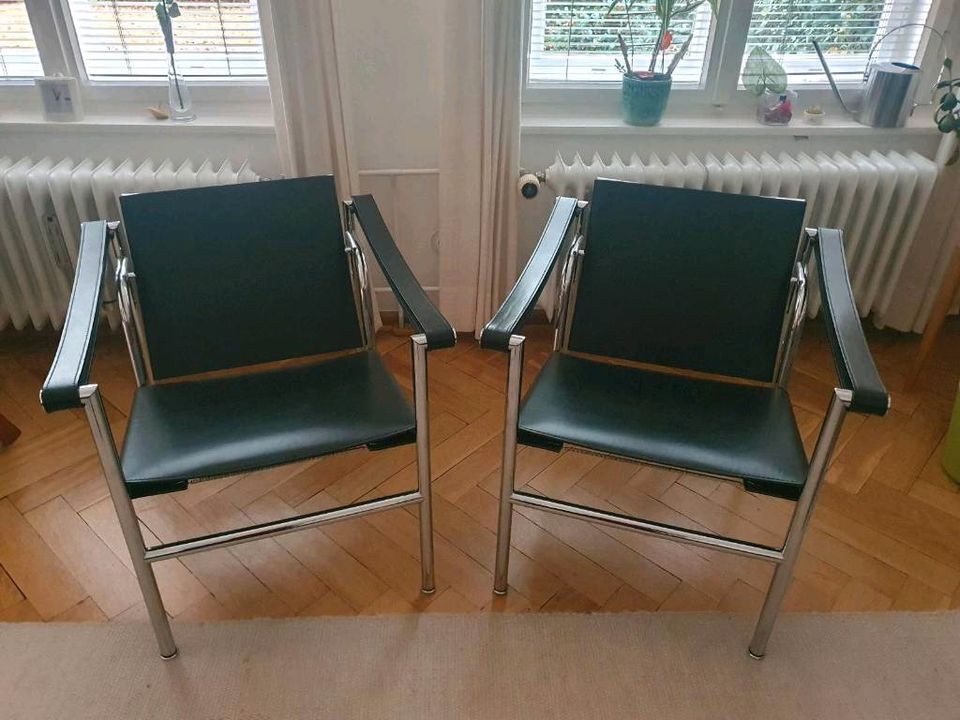 2x Cassina Le Corbusier LC1 Ledersessel schwarz zu verkaufen in Wolfsburg