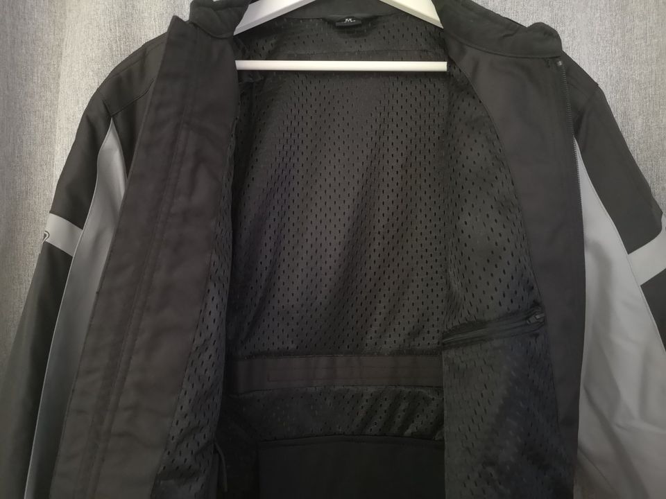 Motorradjacke Rollerjacke DXR Textil Rückenprotektor, wie neu in Neuwied