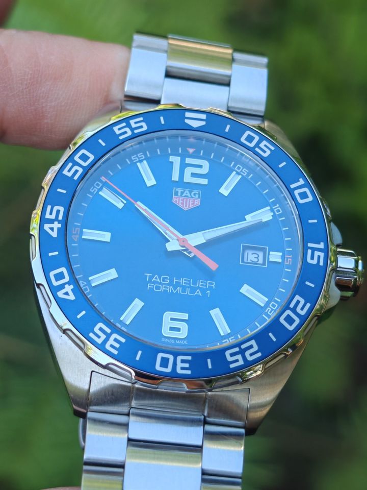 TAG HEUER Formula 1 WAZ1010.BA0842 Quarz 43mm Garantie in Frankfurt (Oder)