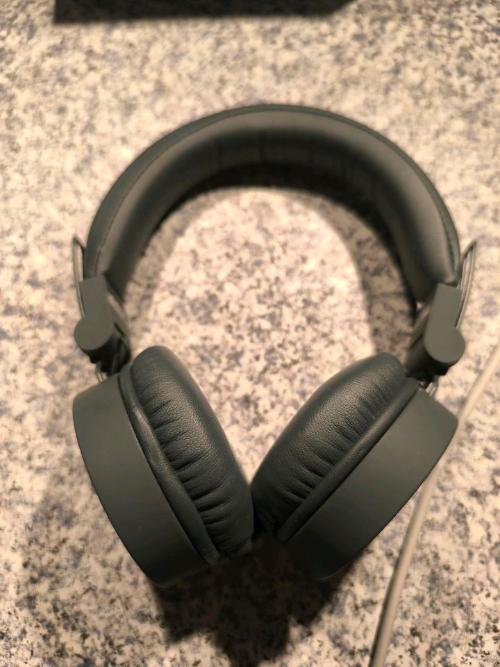 Caps2 Bluetooth-Kopfhörer in Wiesloch