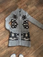 Qui Set Fashion Strickjacke Cardigan 36 38 grau Schleswig-Holstein - Poyenberg Vorschau