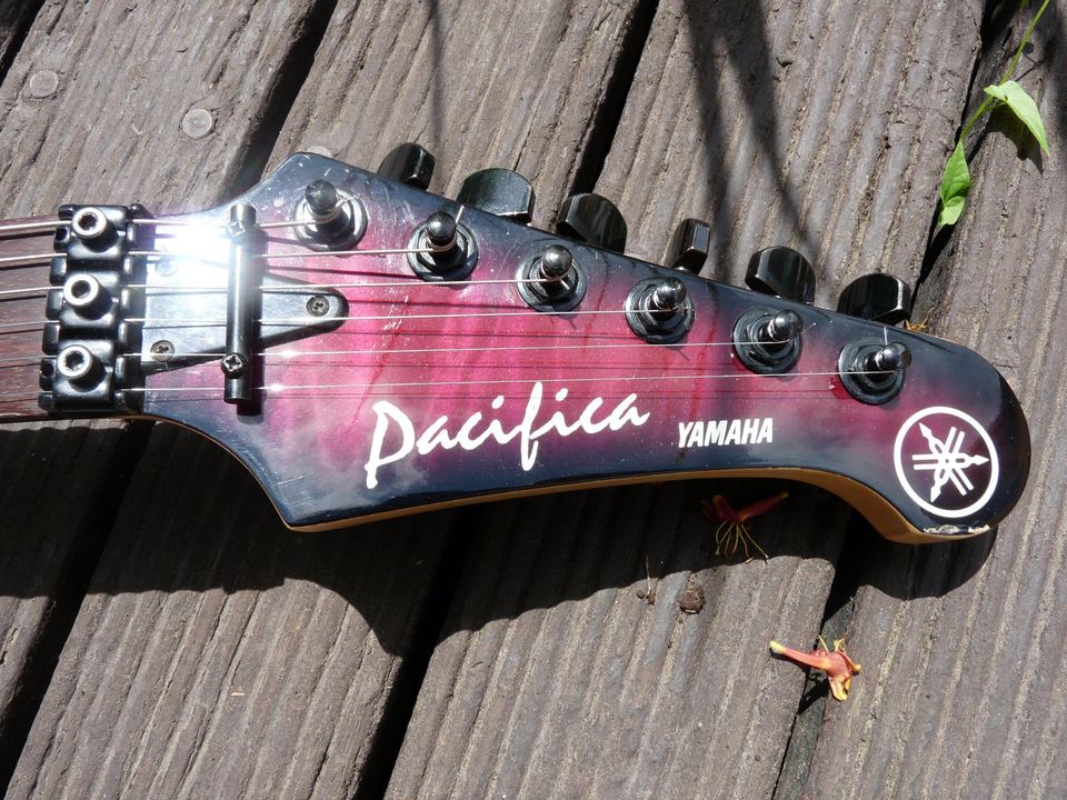 ⭐Gitarre YAMAHA Pacifica 821 DX Shredder Superstrat DiMarzio⭐ RAR in Helmstadt-Bargen