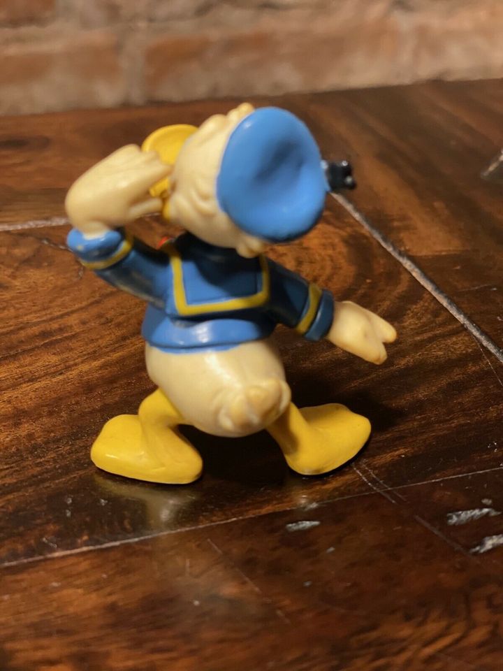 Donald Duck BULLYLAND Handpainted Figur Disney in Frankfurt am Main