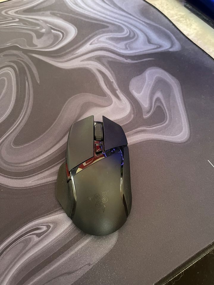 Razer Basilisk X Hyperspeed Gaming Mouse in Dürrlauingen