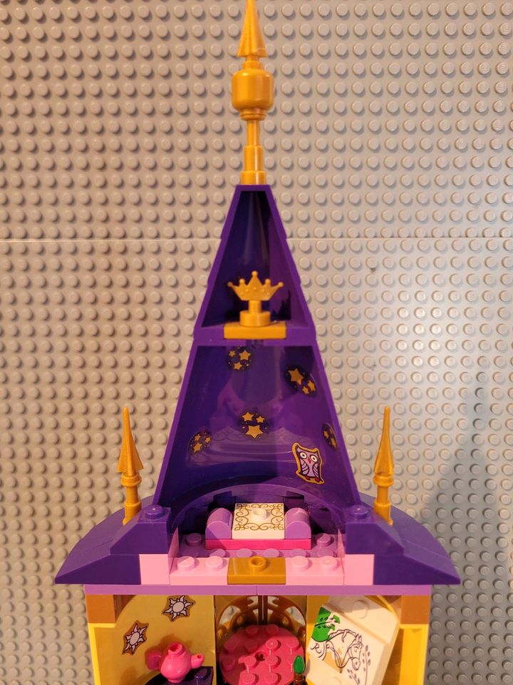 Lego Disney 43187 Rapunzels Turm in Essen-Haarzopf
