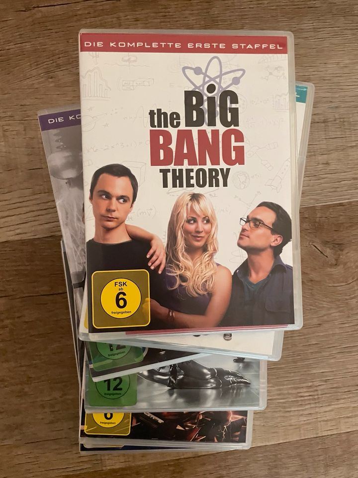 DVD Serie „The Big Bang Theory“ (Staffeln 1-9) in Berlin