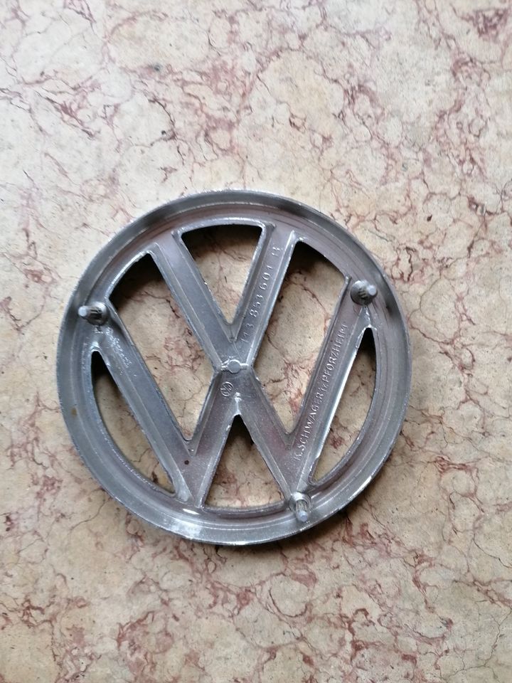 Für VW Käfer: VW-Zeichen vorn in Sachsen - Marienberg, Ersatz- &  Reparaturteile