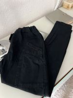 Schwarze Hose (Reiterstil) mit Strechbund, Gr.36, made in italy Wiesbaden - Nordenstadt Vorschau