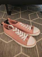 Neu Chucks altrosa rosa 40/41 Nordrhein-Westfalen - Oberhausen Vorschau