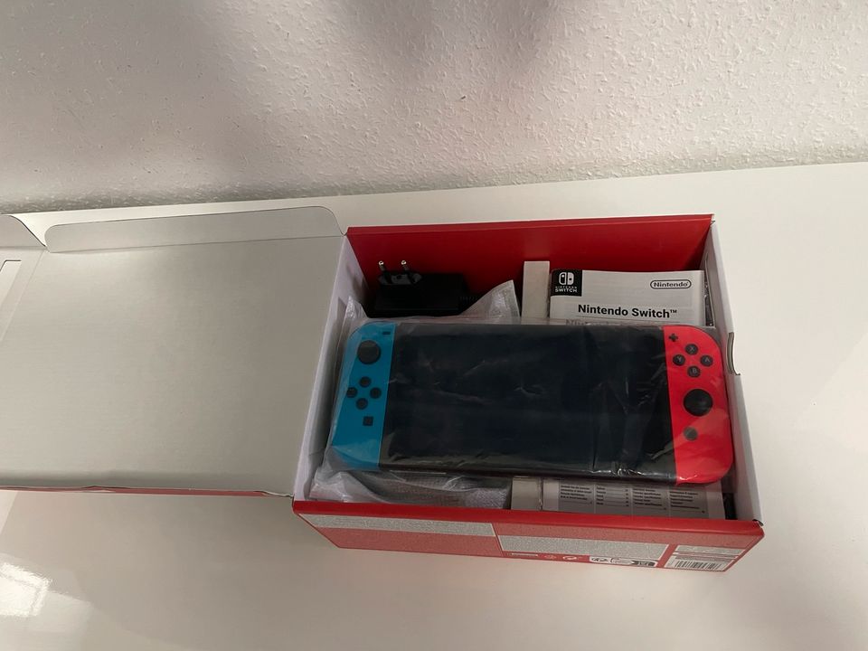 Nintendo Switch|NEUWERTIG|neue Version|Anlieferung✅ in Viersen