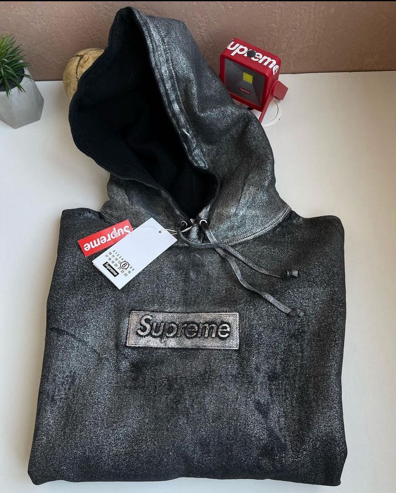 Supreme Mm6 Box Logo Pullover Black in Falkensee